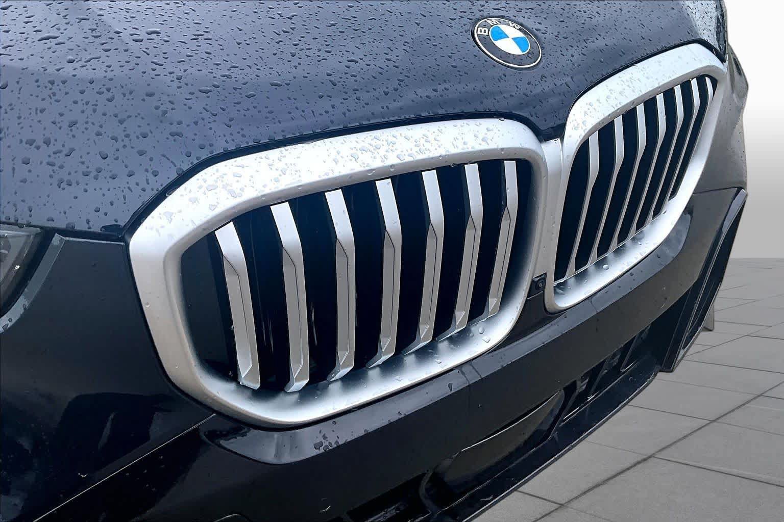 Used 2026 BMW X5 xDrive40i w/ M Sport Package AWD/4WD image 29