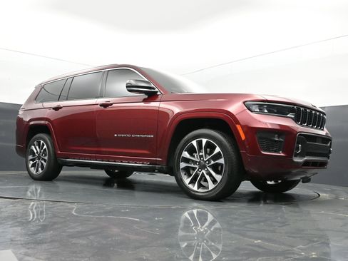 Used 2021 Jeep Grand Cherokee L Overland w/ Advanced Protech Group III image 41