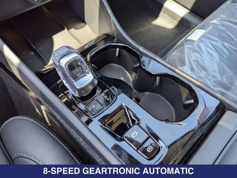 New 2026 Volvo XC40 B5 Plus w/ Protection Package Premier image 17