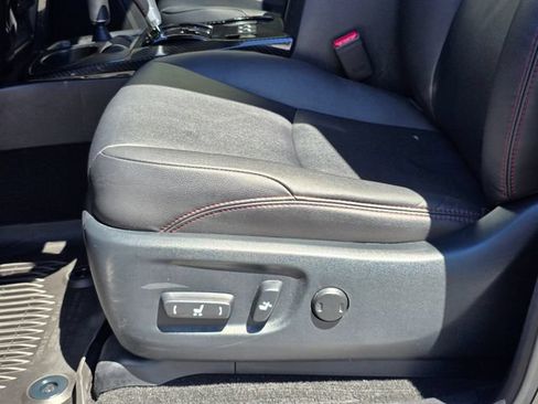 Used 2023 Toyota 4Runner TRD Off-Road Premium w/ Off Road Premium Plus Package AWD/4WD image 28