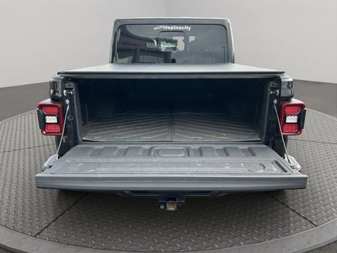 Used 2021 Jeep Gladiator Overland AWD/4WD image 26
