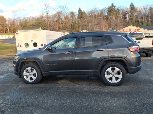 Used 2019 Jeep Compass Latitude w/ Popular Equipment Group image 8