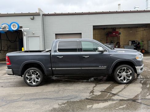 Used 2019 RAM 1500 Limited image 2