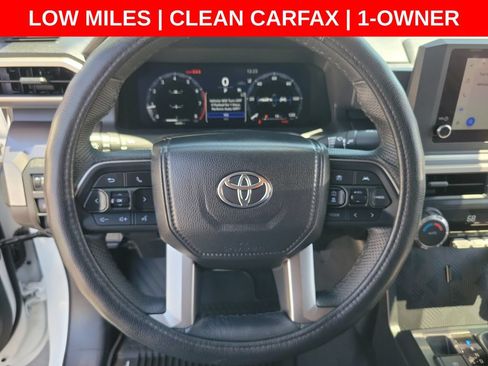 Used 2025 Toyota Tacoma TRD Sport AWD/4WD image 23