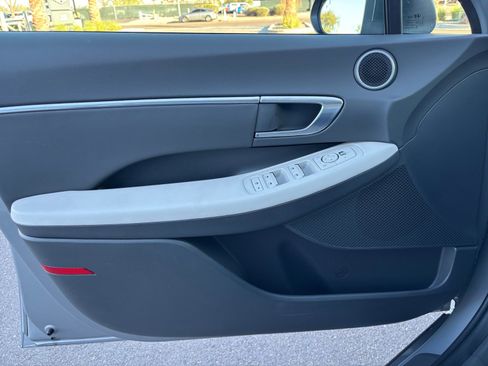 Used 2023 Hyundai Sonata SEL w/ Convenience Package image 13