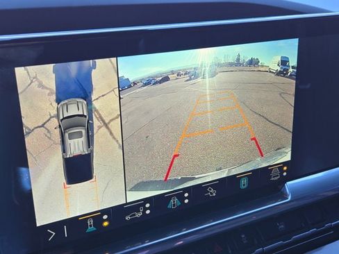 Used 2023 Chevrolet Silverado 1500 High Country w/ Technology Package image 19