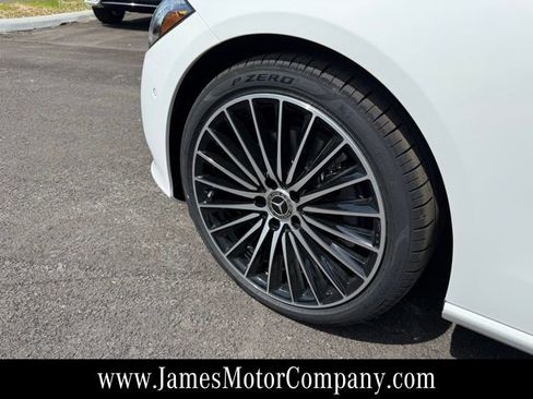 New 2026 Mercedes-Benz C 300 4MATIC Sedan image 9