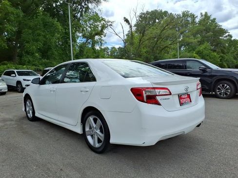 Used 2013 Toyota Camry SE FWD image 5