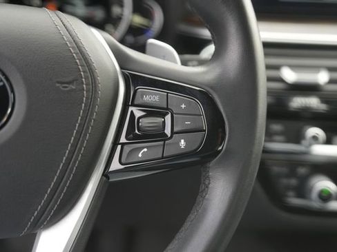 Used 2017 BMW 540i image 24