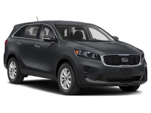 Used 2019 Kia Sorento LX image 9