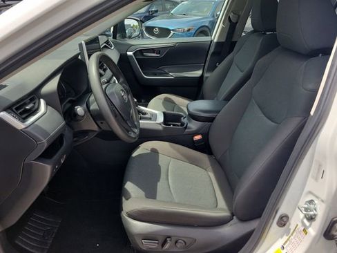 Used 2024 Toyota RAV4 XLE FWD image 20