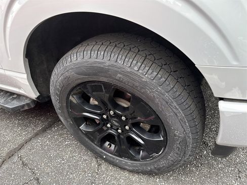 Used 2023 Ford F150 Lariat w/ Equipment Group 502A High image 8