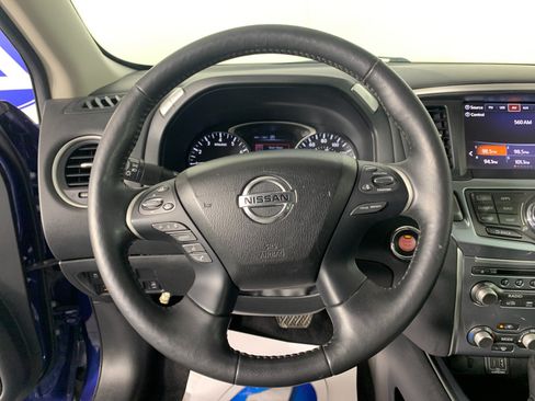 Used 2020 Nissan Pathfinder SL AWD/4WD image 21