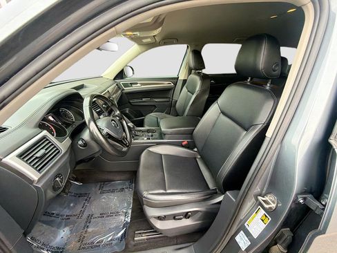 Used 2018 Volkswagen Atlas SE image 13