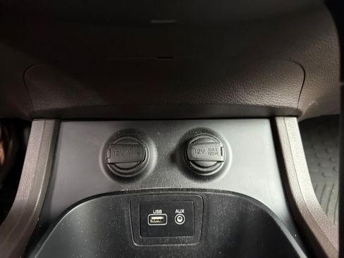 Used 2017 Hyundai Santa Fe Sport FWD image 29
