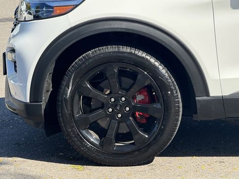 Certified 2023 Ford Explorer ST w/ Equipment Group 401A image 10