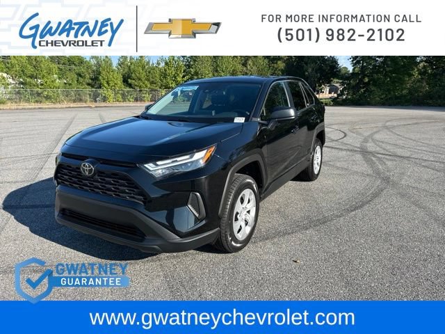 Used 2024 Toyota RAV4 LE AWD/4WD image 1