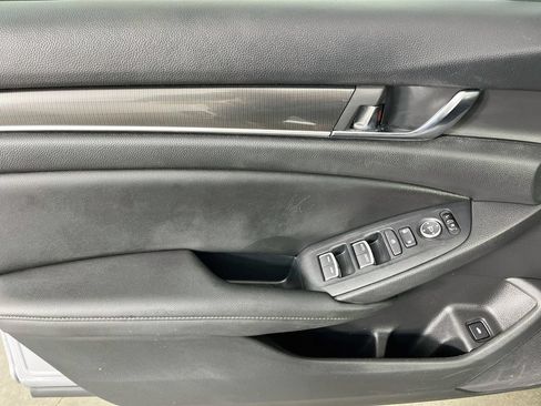 Used 2020 Honda Accord Sport image 24