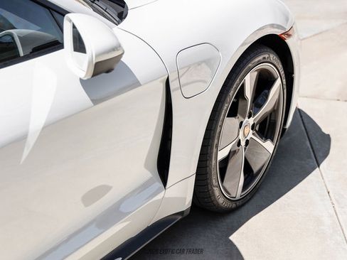 Used 2023 Porsche Taycan RWD image 88
