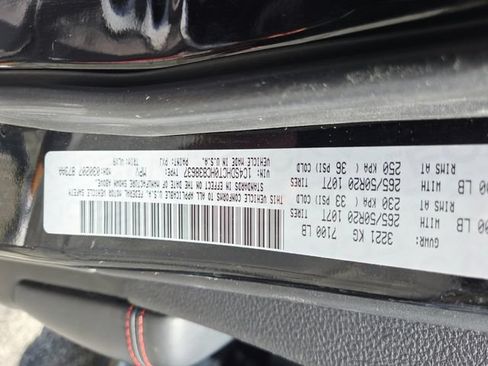 Used 2017 Dodge Durango R/T w/ Blacktop Package RWD image 39