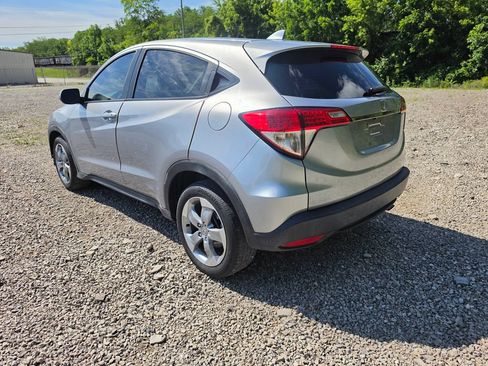 Used 2019 Honda HR-V LX image 7