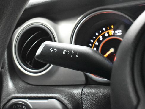 Used 2018 Jeep Wrangler Unlimited Sport AWD/4WD image 11