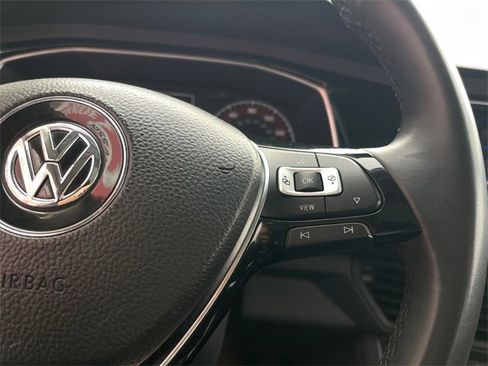 Used 2020 Volkswagen Jetta SE image 14