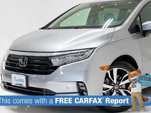 Used 2024 Honda Odyssey Touring image 2
