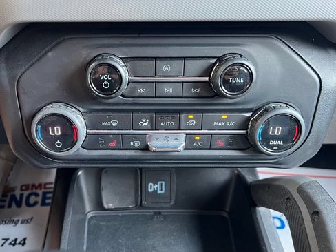 Used 2021 Ford Bronco Big Bend AWD/4WD image 14