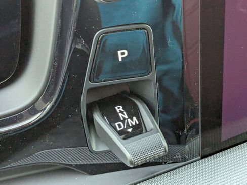 New 2026 Porsche Cayenne image 19