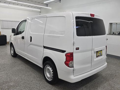 Used 2020 Nissan NV200 SV w/ Back Door Glass Package image 4