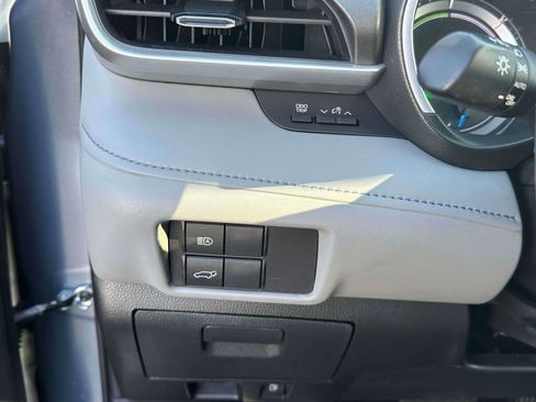 Used 2024 Toyota Highlander XLE image 21