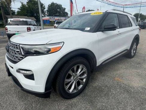 Used 2021 Ford Explorer Limited w/ Equipment Group 301A RWD image 4