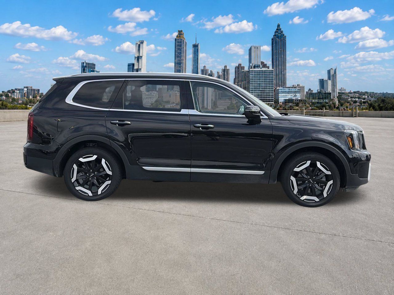 Used 2025 Kia Telluride S FWD image 29