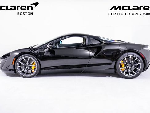 Used 2025 McLaren Artura Spider RWD image 3