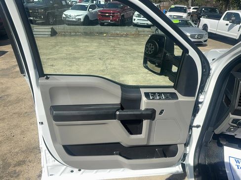 Used 2022 Ford F350 XL w/ Power Equipment Group image 12