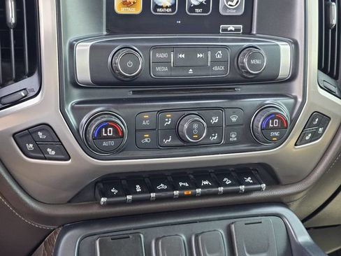 Used 2018 GMC Sierra 1500 Denali w/ Denali Ultimate Package AWD/4WD image 24