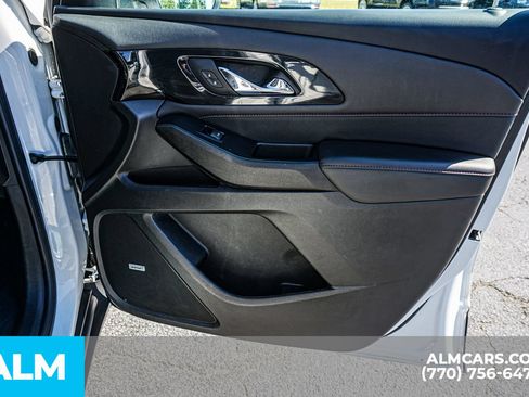 Used 2023 Chevrolet Traverse RS AWD/4WD image 50