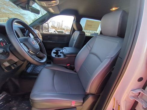 New 2026 RAM 5500 Tradesman w/ Chrome Appearance Group image 20