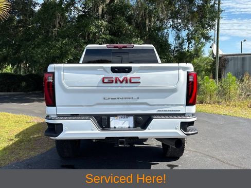 Used 2025 GMC Sierra 2500 Denali w/ Denali Reserve Package AWD/4WD image 4
