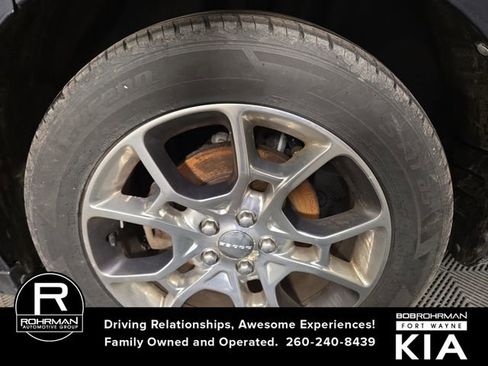 Used 2016 Dodge Charger SXT image 10