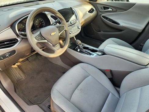 Used 2024 Chevrolet Malibu LT FWD image 8