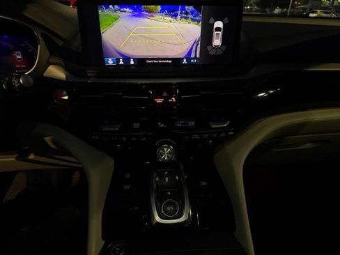 Used 2026 Acura MDX SH-AWD w/ Technology Package image 22