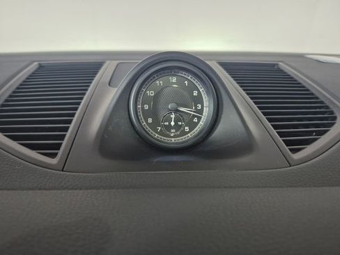 Used 2022 Porsche Macan S AWD/4WD image 25