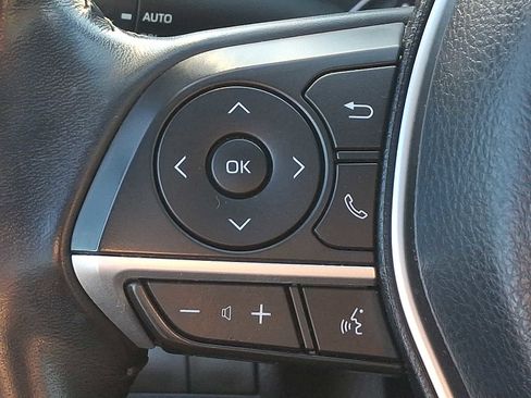 Used 2021 Toyota Camry XLE w/ Navigation Package image 22