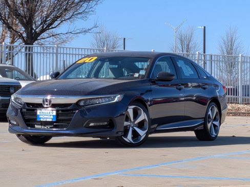 Certified 2020 Honda Accord Touring image 2