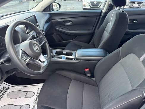 Used 2023 Nissan Sentra SV FWD image 11