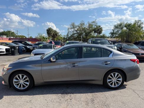 Used 2017 INFINITI Q50 3.0t Premium image 3