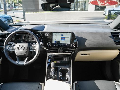 Used 2024 Lexus NX 350 AWD image 10