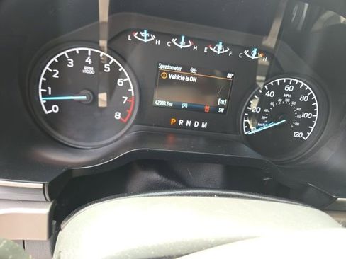 Used 2021 Ford F150 XLT image 4